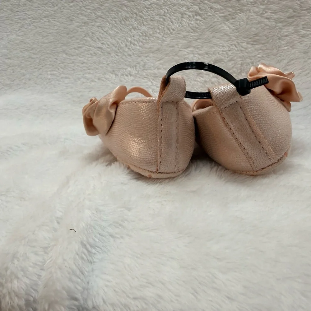 Baby Gap Shimmer Pink Mary Jane Ballet Crib Shoes 3-6M EUC Floral‎ Accent